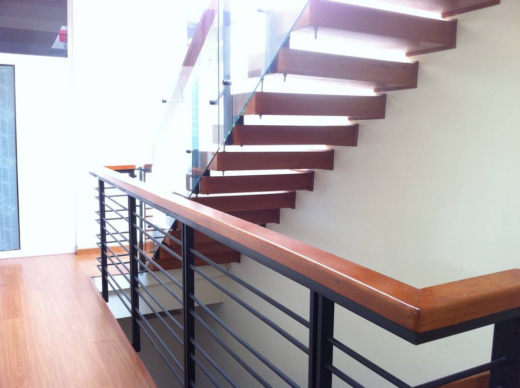 Bán nhà đẹp giá đã rẻ lại còn tặng cả xe hơi - 4