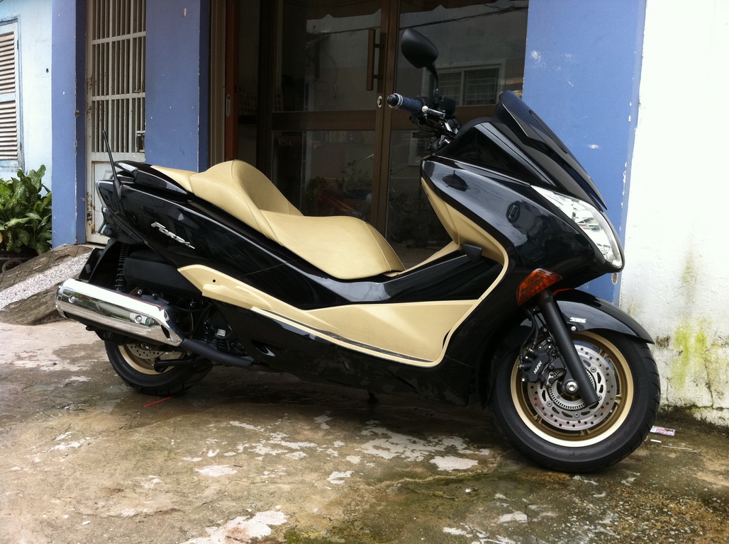 Bán xe ga Honda Pantheon 150 phun xăng điện tử